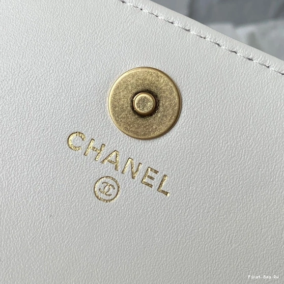 First Bag Ru CHANEL WITH CHANELUTCH CHAIN 0729